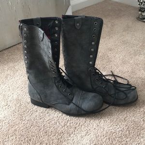 Gray/grey moto combat boots with plaid lining